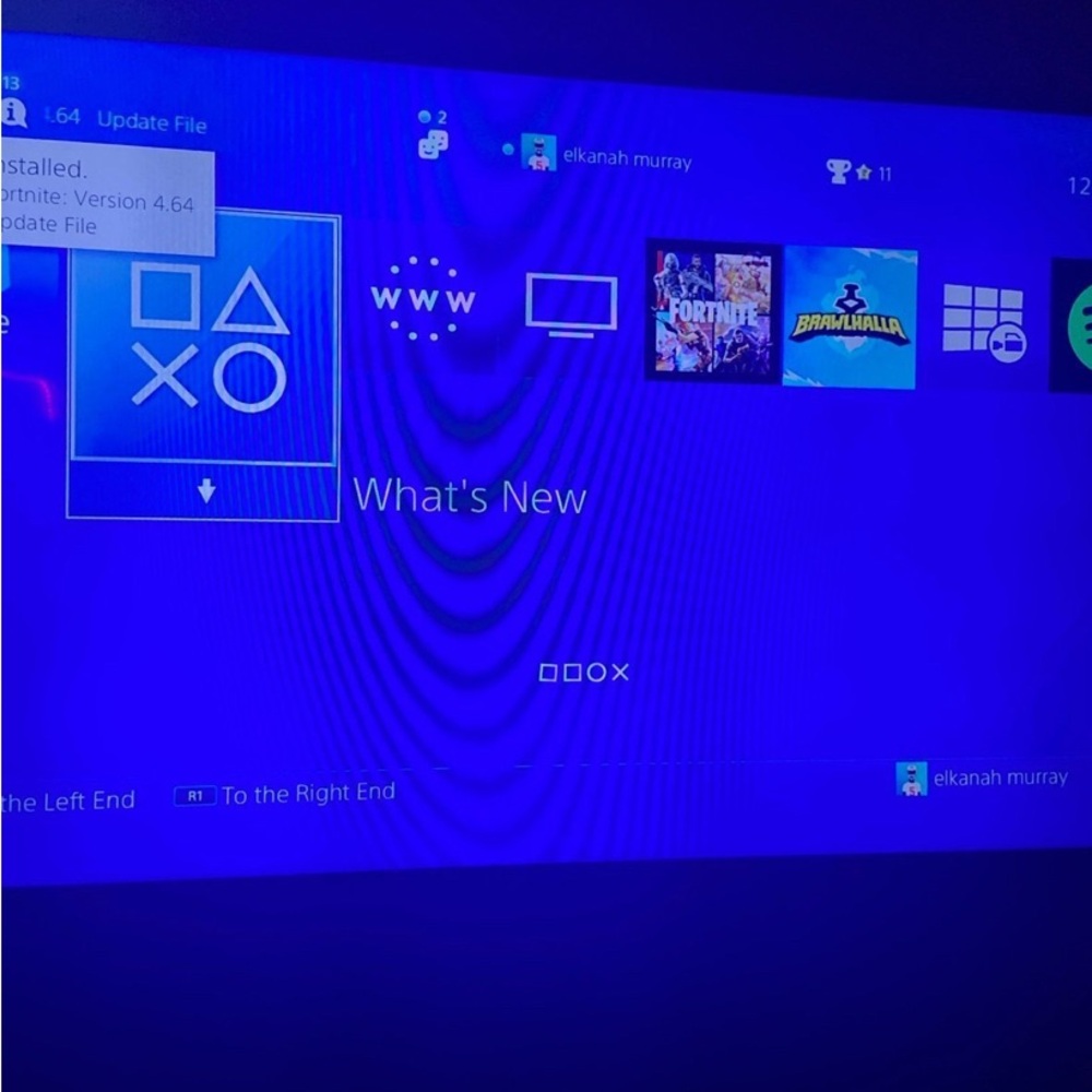 PS4 Console Interface Display - Picture 2 of 4